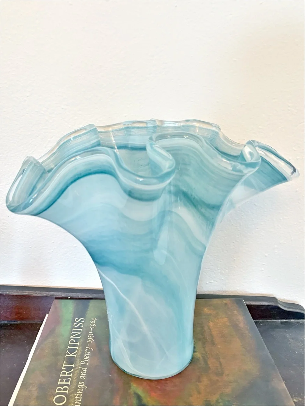 Murano Italy || Large Art Glass Vase Fan Ruffle Light Blue Aqua White 12” Tall